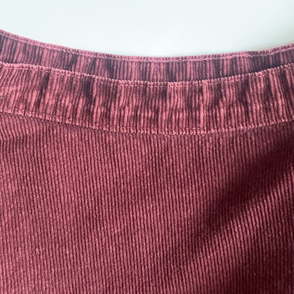 Original American Apparel Corduroy Burgundy Skater Skirt - Picture 3 of 7